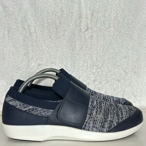 TRAQ by Alegria Quik Shoe Womens Lightweight SMART Casual Walking Shoes SZ 10.5